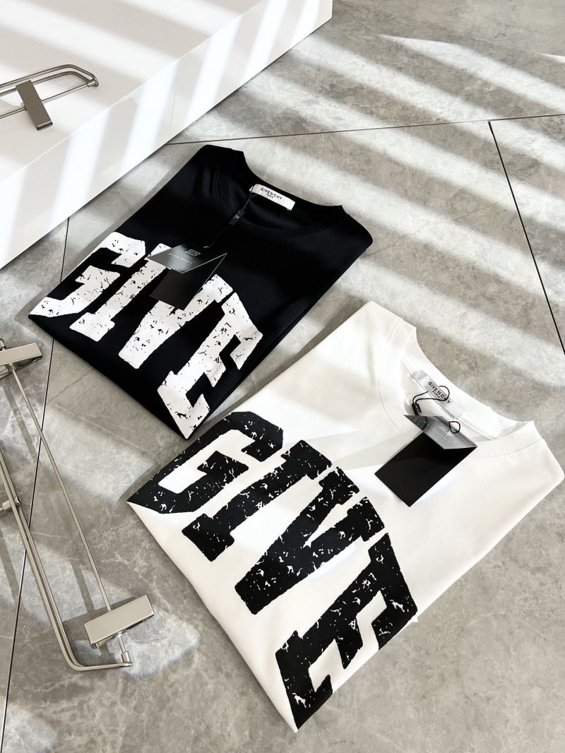 Givenchy T-Shirts